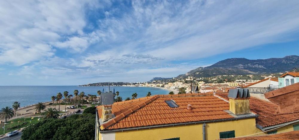 4P Vue Mer Et Montagne Menton Exterior foto